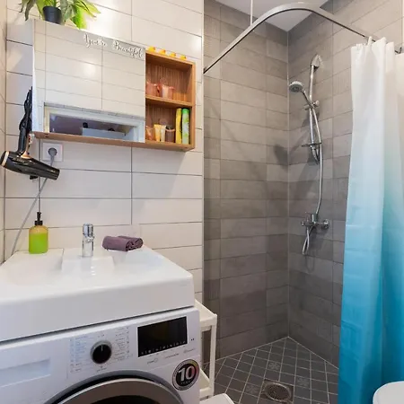 Family Apt L Free Wifi L Easy Self Check-in! Apartment Parnu