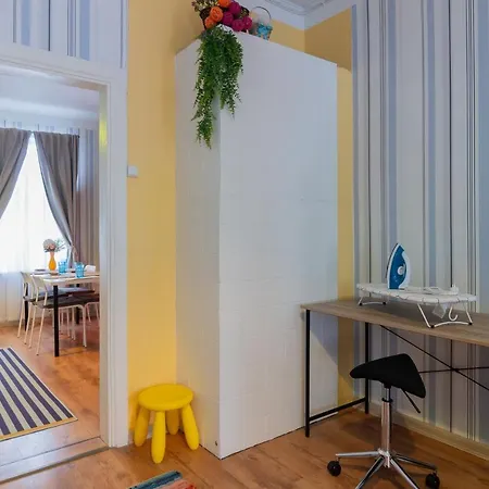 Family Apt L Free Wifi L Easy Self Check-in! Apartment *