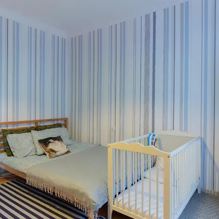 Family Apt L Free Wifi L Easy Self Check-in! Apartment *